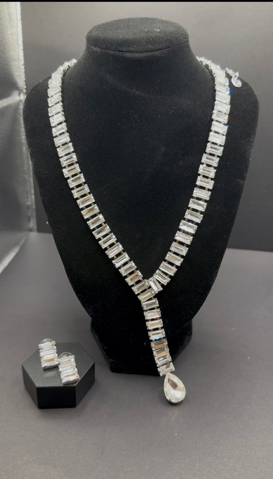 Show Stopper Necklace Set