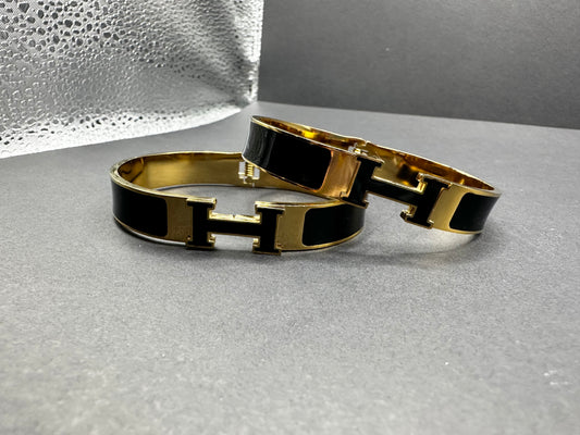 Luxury Gold H Bracelet